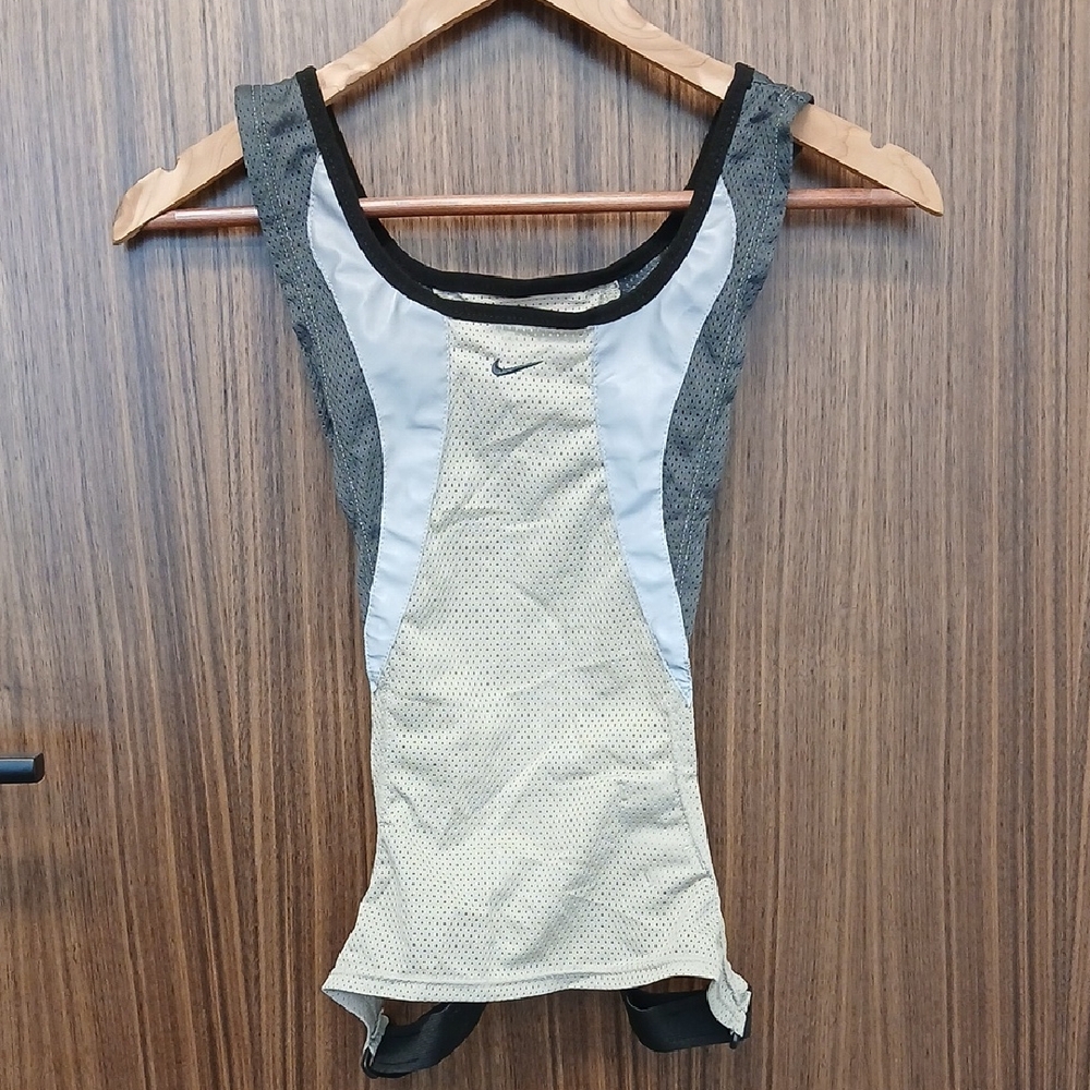 NIKE Reflective Running Vest SZ S/M